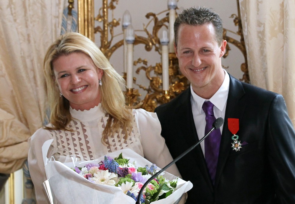 Em Rara Entrevista Esposa De Schumi Agradece A Marido Por Apoiar Hobby Da Familia Nao Esqueco Formula 1 Ge
