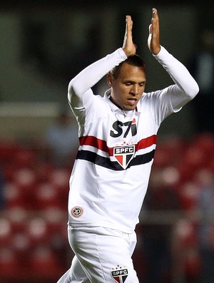 Luis Fabiano sai expulso, São Paulo x Bahia (Foto: Alex Silva/Agência Estado) Luis Fabiano sai expulso, São Paulo x Bahia (Foto: Alex Silva/Agência Estado)