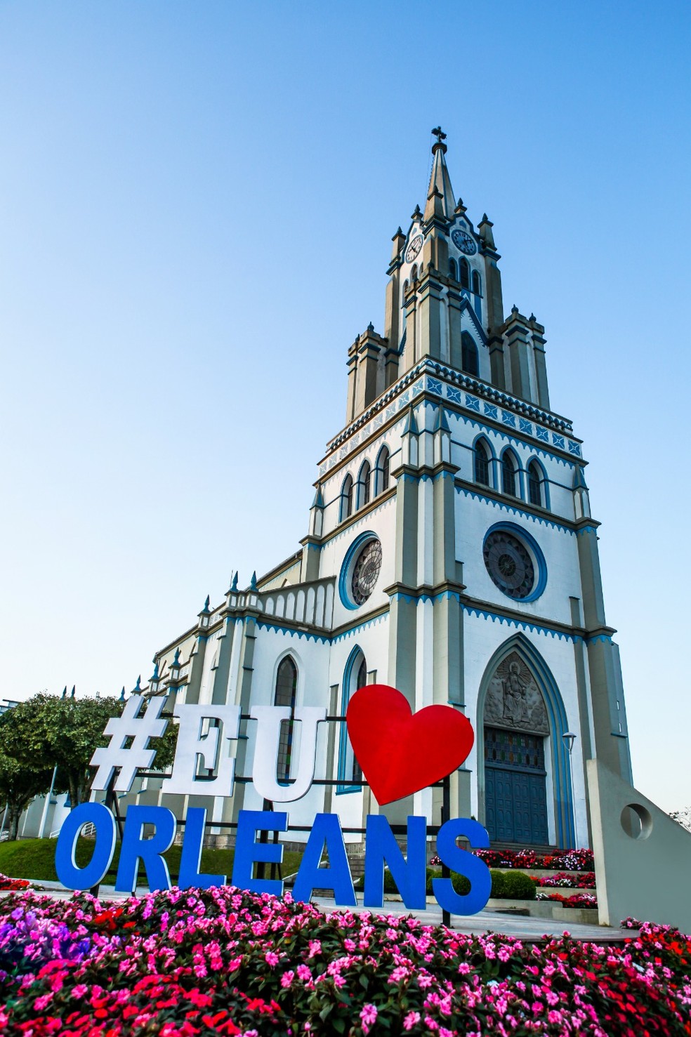 O local recebe visitas com degustação de cachaças e licores.  — Foto: Prefeitura de Orleans/Divulgação