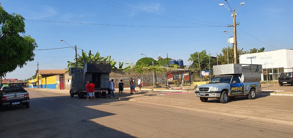 Concentração do início de protesto em Porto Velho — Foto: Rede Amazônica/Cássia Firmino