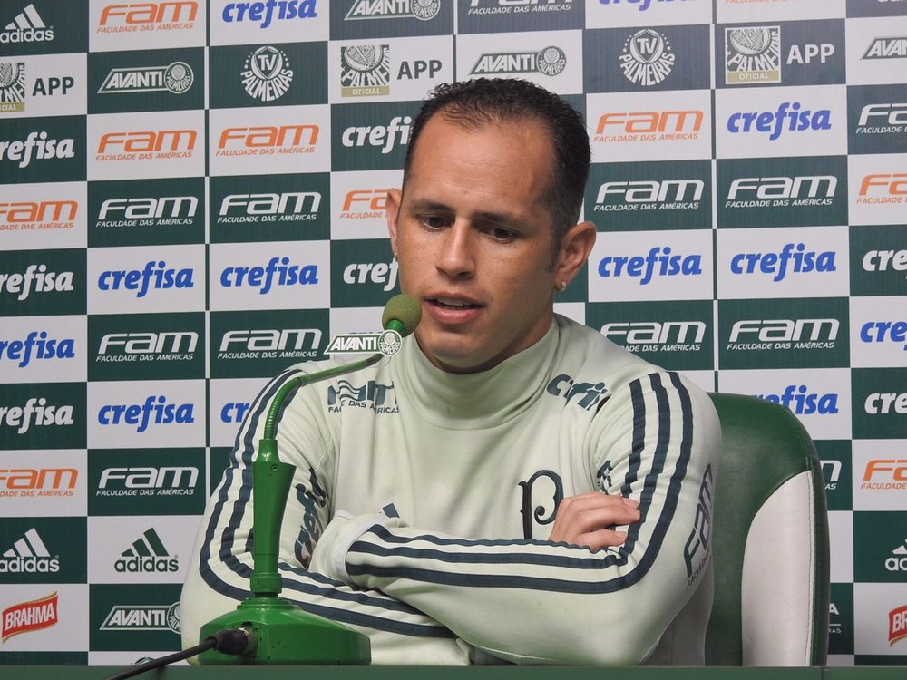  Meia do Palmeiras lamenta situação na Venezuela e diz como tem ajudado conterrâneos