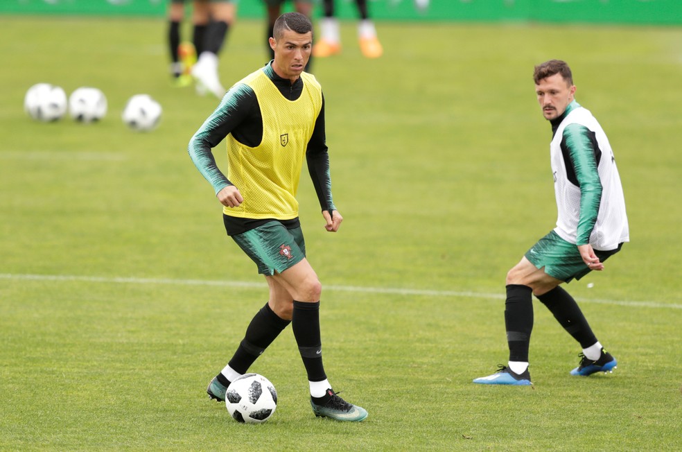 Após título da Champions, foco de CR7 agora é a Copa do Mundo (Foto: REUTERS/Rafael Marchante)