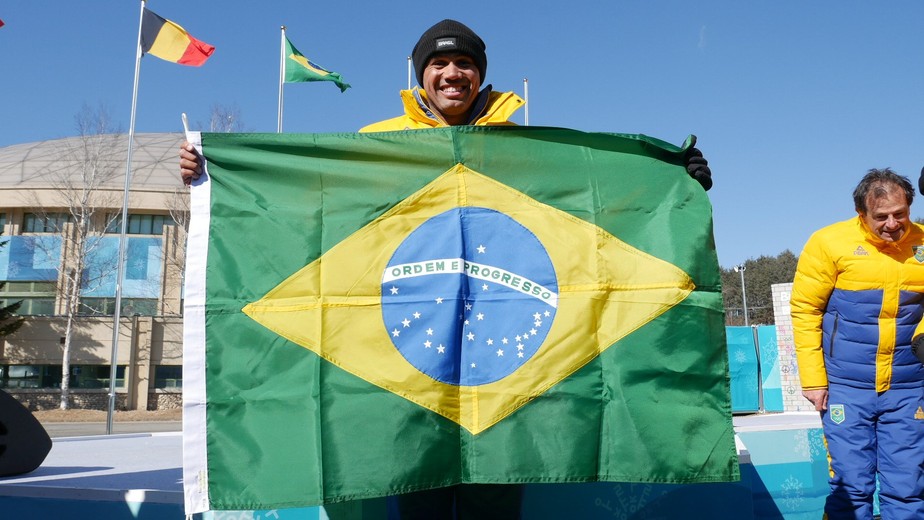 Piloto do bobsled será o porta-bandeira do Brasil em PyeongChang 
