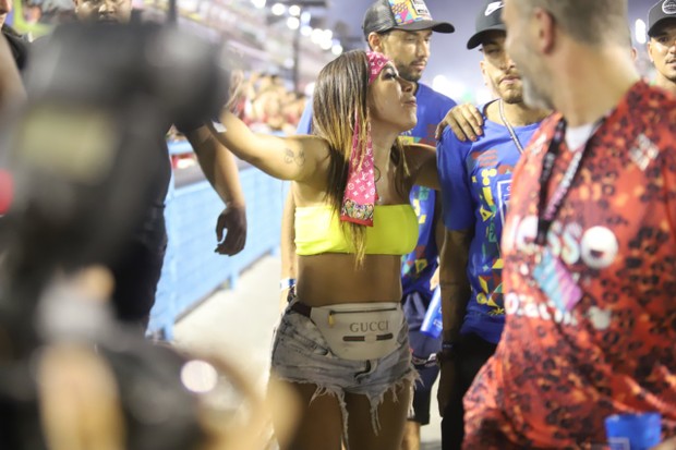 Anitta e Neymar na Sapucaí (Foto: Daniel Pinheiro/AgNews )