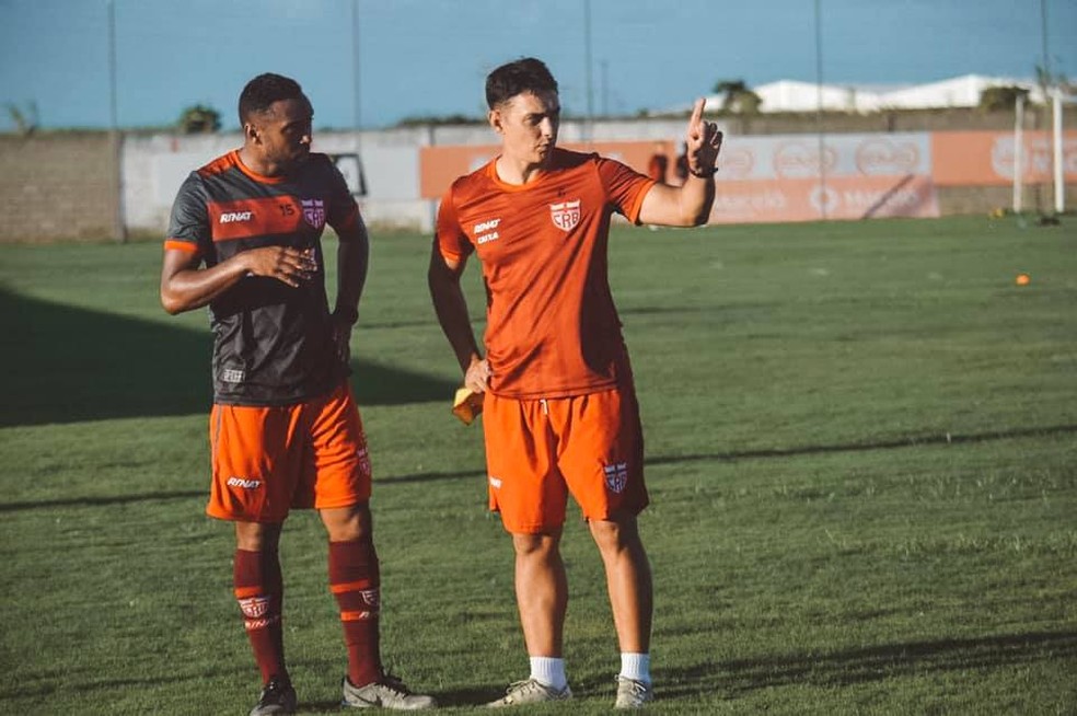 Claudinei, volante do CRB — Foto: Gustavo Henrique/ASCOM CRB