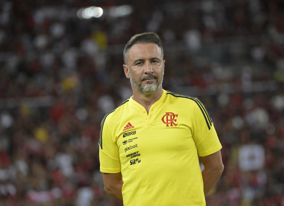 V&iacute;tor Pereira no primeiro jogo da semifinal do Carioca &mdash; Foto: Andr&eacute; Dur&atilde;o