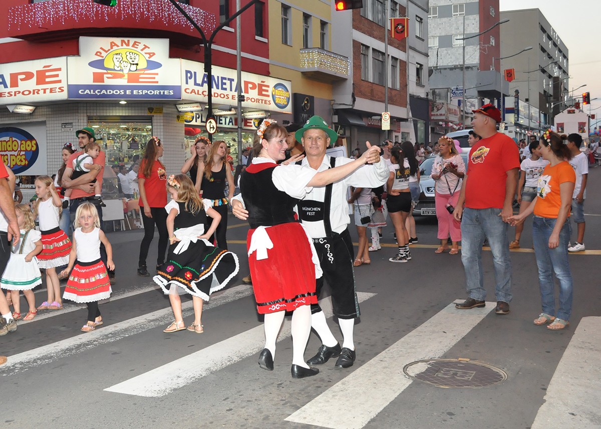 Münchenfest terá gincana entre participantes do desfile; inscrições estão abertas