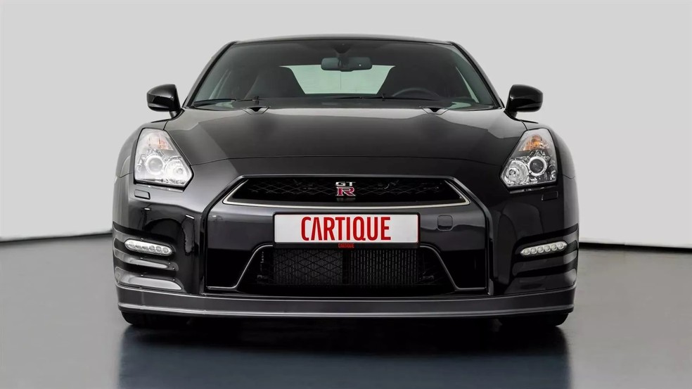 Nissan GT-R de Sebastian Vettel tem mais de dez anos de uso - e 150 km rodados — Foto: Divulgação