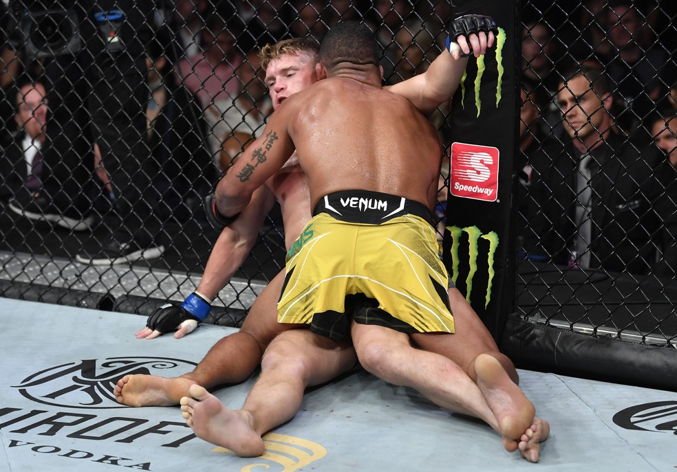 Gilbert Durinho Stephen Thompson UFC 264 — Foto: Getty Images