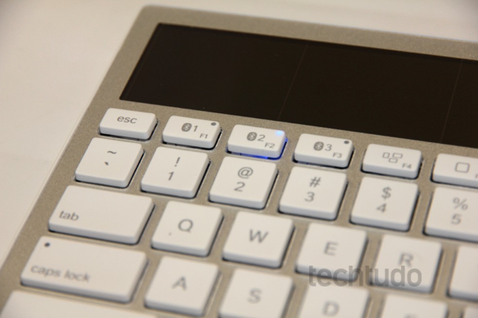 logitech wireless solar keyboard k750 for windows 10
