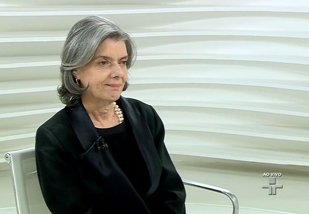 A ministra e presidente do STF, Carmen Lúcia, durante o programa Roda Viva na TV Cultura (Foto: Reprodução/TV Cultura)