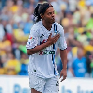 Ronaldinho Gaúcho Querétaro (Foto: Reprodução / Facebook)