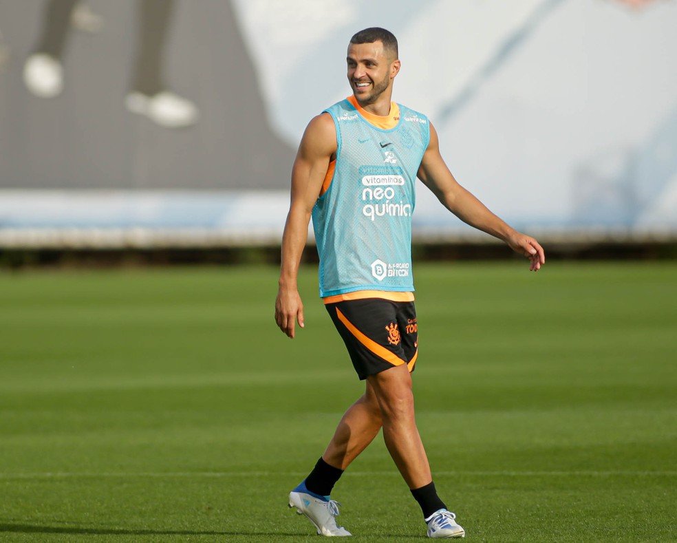 E o Júnior Moraes? Sem jogar há dois meses, atacante vira plano do Corinthians para 2023