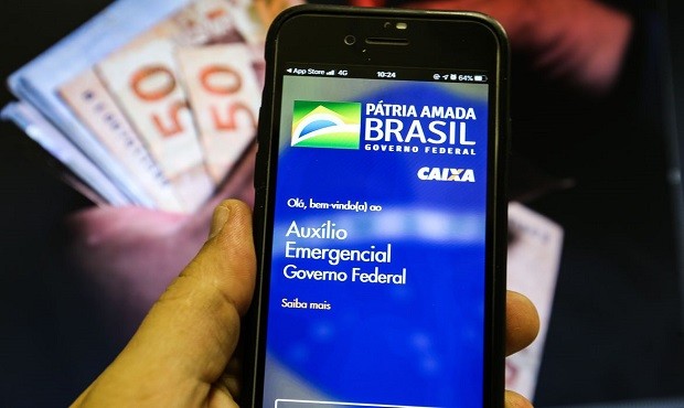 Aplicativo do Auxílio Emergencial (Foto: Marcello Casal Jr./Agência Brasil )