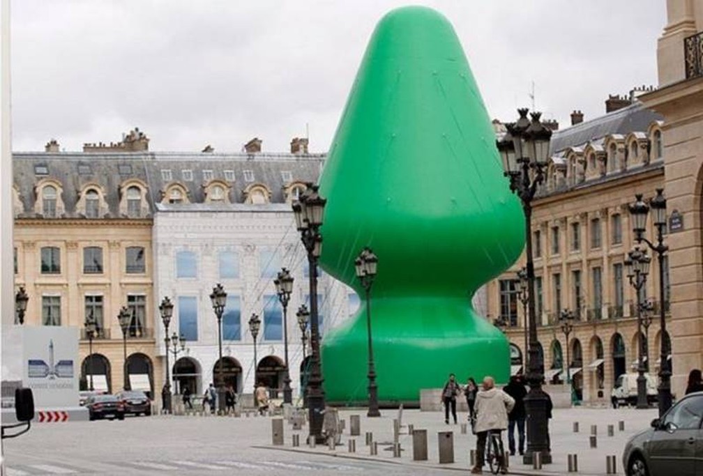 Paul McCarthy, 'Tree', 2014  Foto: Chesnot/Getty Images via BBC