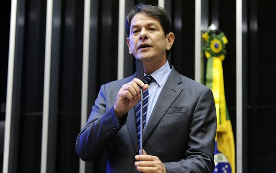 Cid Gomes critica deputados aliados ao governo: &#39;larguem o osso e saiam&#39; (Foto: Gustavo Lima / Câmara dos Deputados)