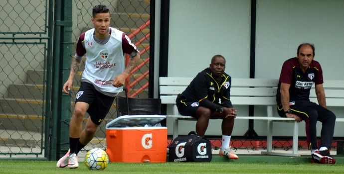 Bruno iniciou como titular no treino de terça-feira e pode jogar contra o Juventude