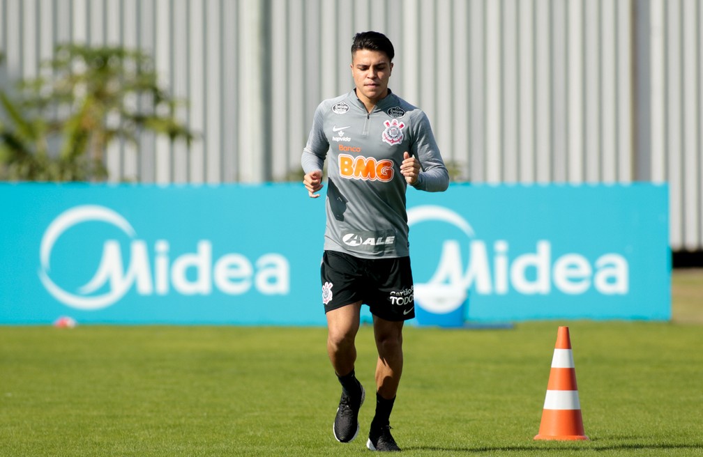 Roni em treino do Corinthians — Foto: Rodrigo Coca/Ag. Corinthians