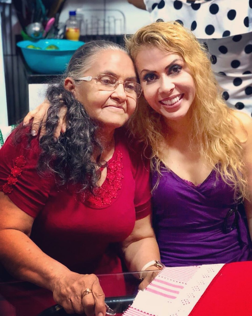 Joelma se declarou à mãe, Maria de Nazaré, nas suas redes sociais — Foto: Reprodução/Instagram