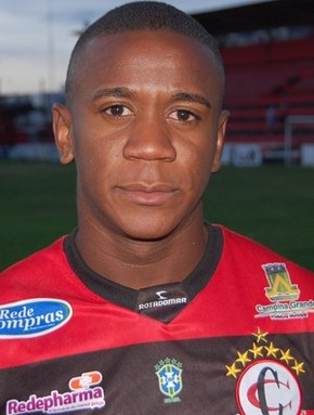 Volante chega ao Campinense e fala em conquistar vaga de titular do time | Pb | GloboEsporte.com