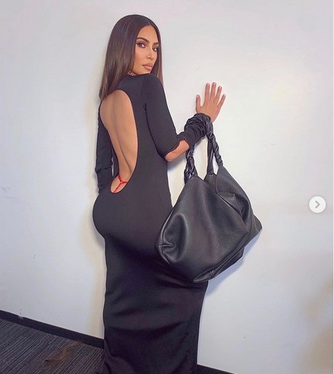 A socialite Kim Kardashian (Foto: Instagram)