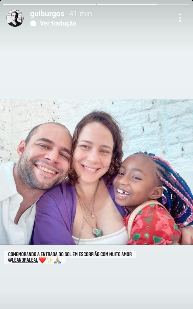 Leandra Leal com o marido, Guilherme Burgos, e a filha, Júlia (Foto: Reprodução/Instagram)