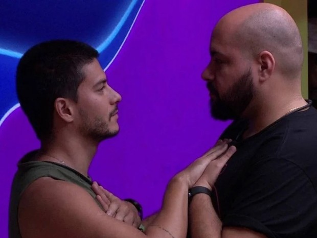 Tiago Abravanel e Arthur Aguiar: grandes amigos no BBB22 (Foto: TV Globo)