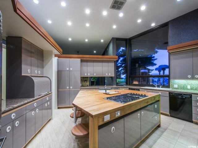 Cozinha (Foto: Windermere Real Estate / Instagram / Reprodução)