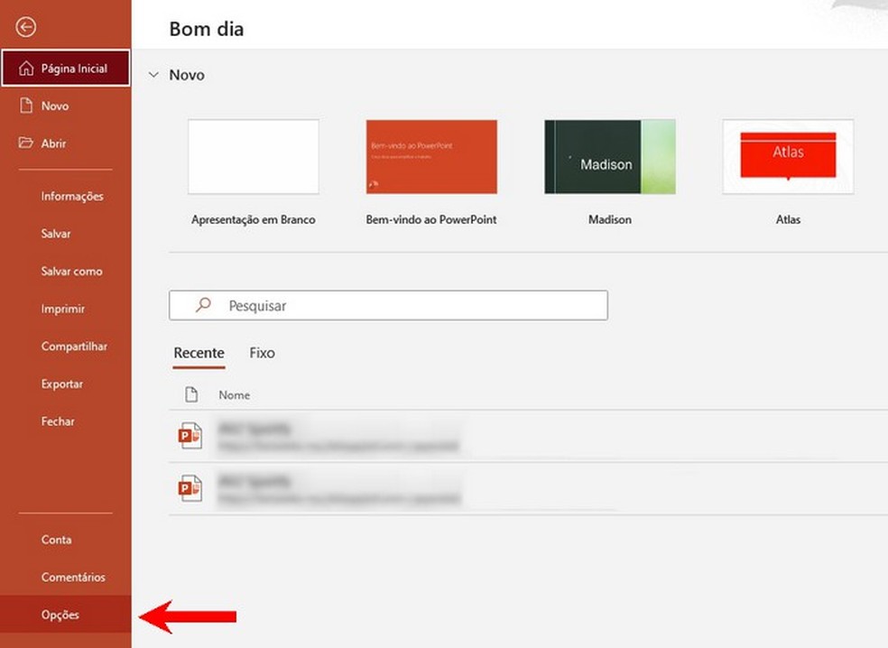 Destaque para "Opções" no menu "Arquivo" do PowerPoint — Foto: Reprodução/Raquel Freire