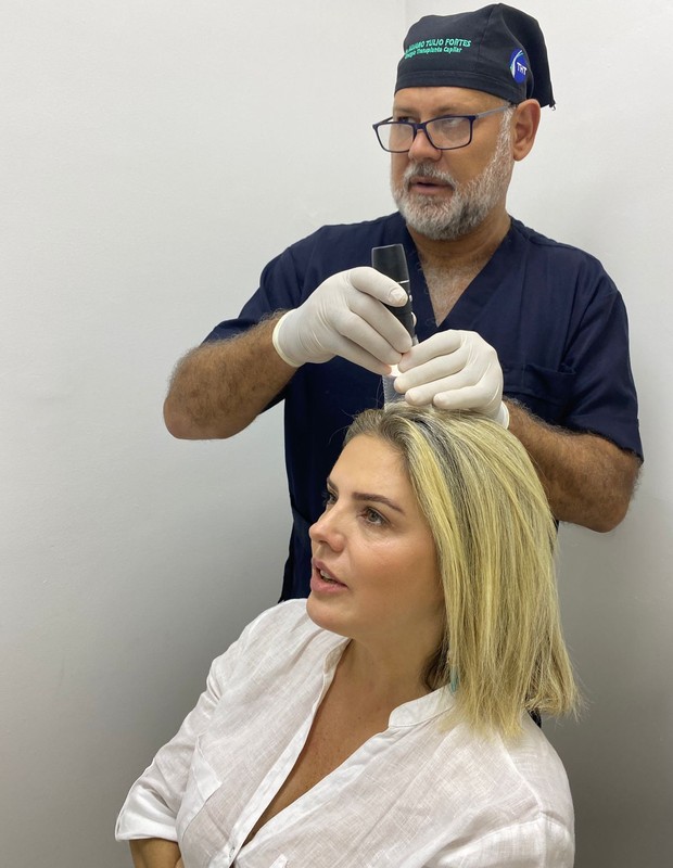 Mari Alexandre se submete a procedimentos para tratar queda de cabelo (Foto: Renato Cipriano / Divulgação)