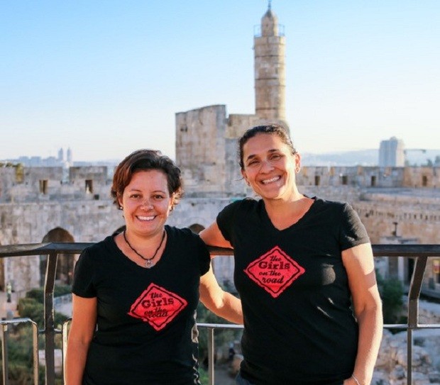 Fernanda Moura e Taciana Mello em Jerusalém (Foto: THE GIRLS ON THE ROAD)