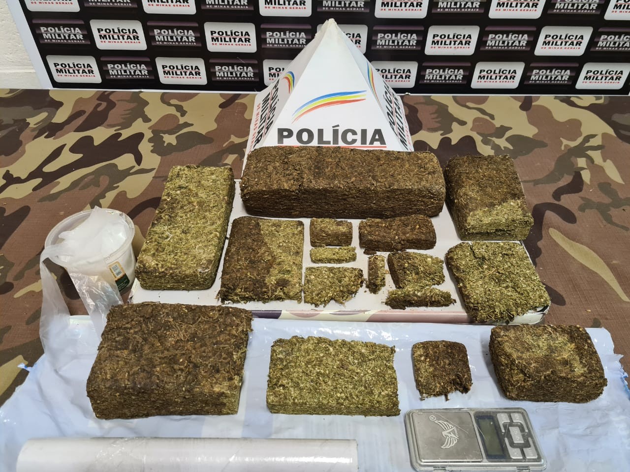 PM apreende 5 kg de maconha no Bairro Jardim Natal em Juiz de Fora