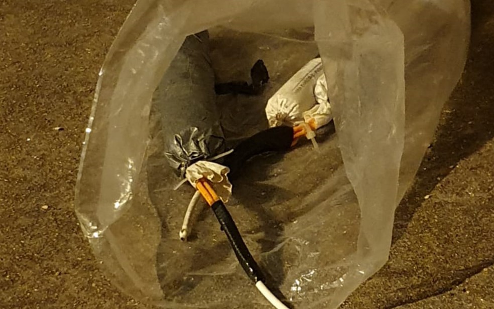 Explosivo não chegou a ser acionado no assalto, em Morrinhos — Foto: Divulgação/Polícia Militar
