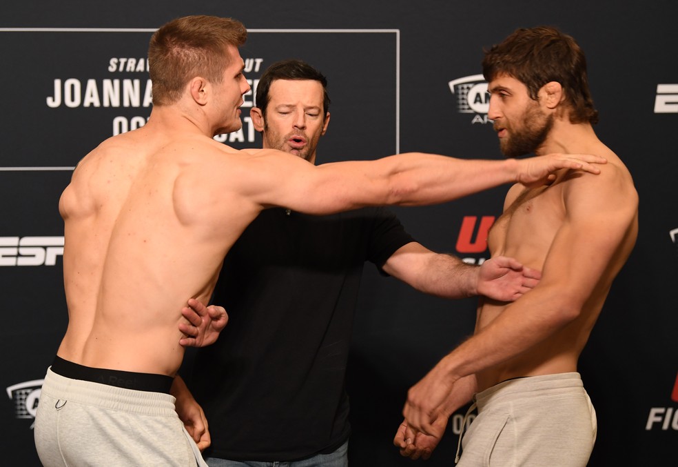 Marvin Vettori Andrew Sanchez pesagem UFC Tampa — Foto: Getty Images