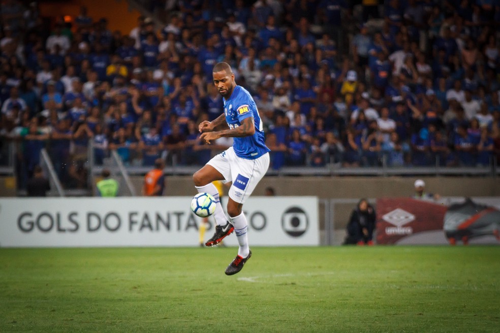 Dedé foi convocado para dois amistosos da Seleção e vai desfalcar o Cruzeiro em duas partidas (Foto: Vinnicius Silva / Cruzeiro)