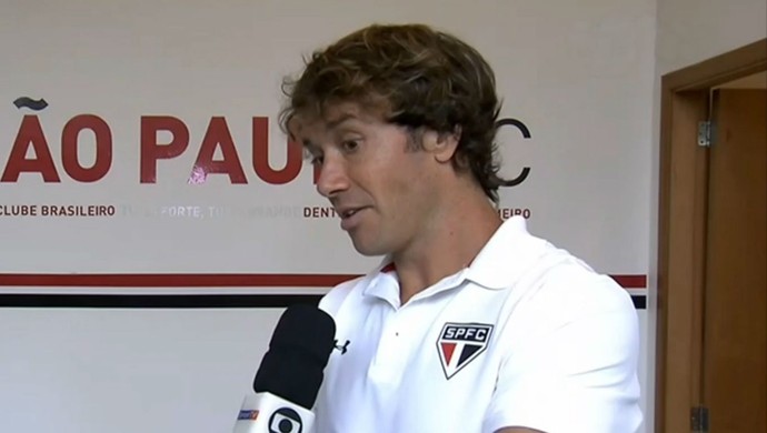 Lugano cobra mais eficiência do São Paulo na 