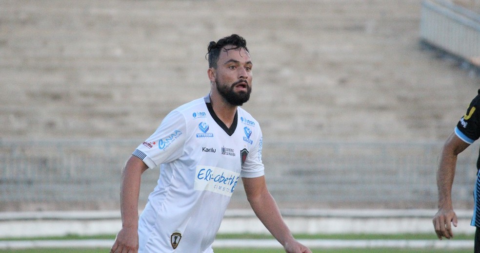 Nando estÃ¡ fora do jogo contra o Treze neste domingo (Foto: DivulgaÃ§Ã£o / Botafogo-PB)