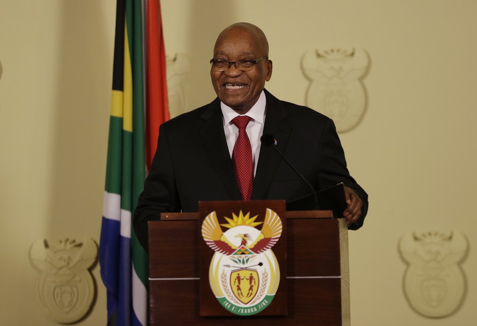 Presidente da África do Sul, Jacob Zuma, faz pronunciamento nesta quarta-feira (14), em Pretoria (Foto: AP Photo/Themba Hadebe)