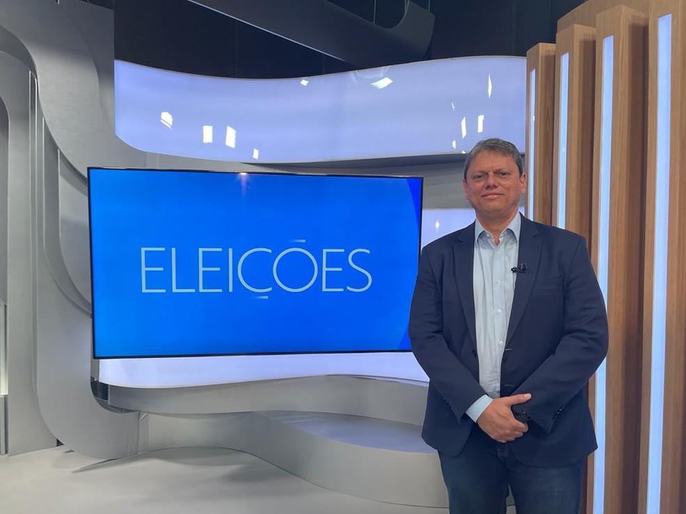 Tarcísio de Freitas participa de entrevista ao vivo no TEM Notícias em Sorocaba — Foto: Daniela Martins/g1