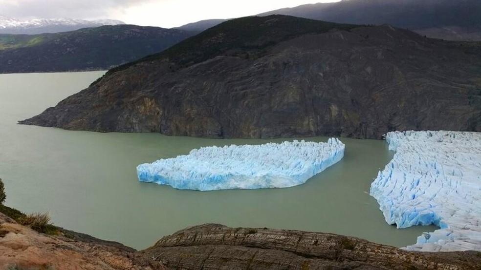 O iceberg foi visto pela primeira vez no dia 27 de novembro (Foto: AFP)