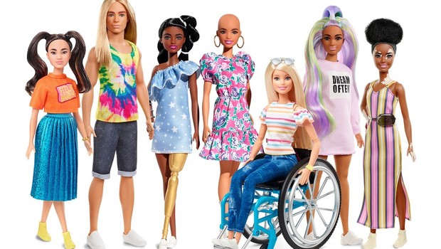 Desde a sua criação em 1959, a Barbie passou por várias mudanças e atualizações (Foto: Reprodução Mattel)