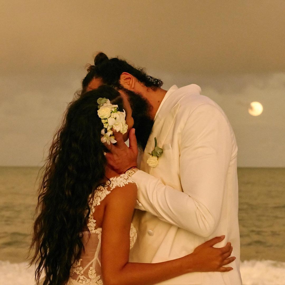 Lais Ribeiro Marries Jaokim Noah in Galia Lahav at Brazilian Ceremony