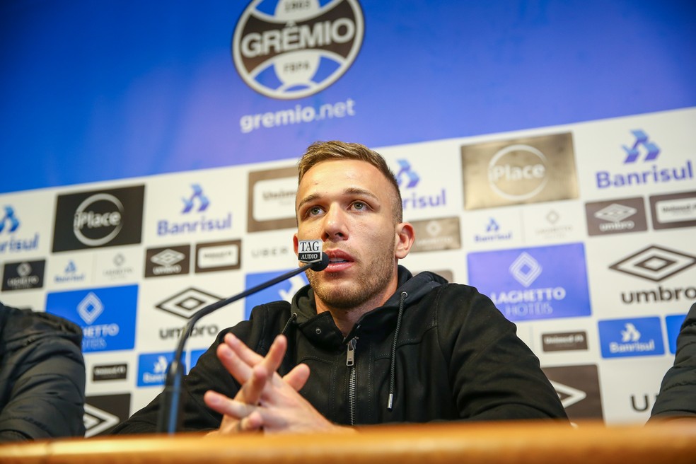 Arthur falou pela última vez como jogador do Grêmio nesta sexta (Foto: Lucas Uebel / Grêmio F.B.P.A.)