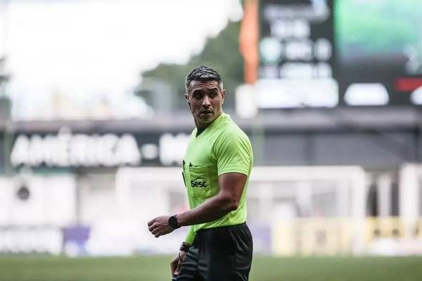 Árbitros definidos para clássicos mineiros entre América-MG x Atlético-MG e Cruzeiro x Tombense