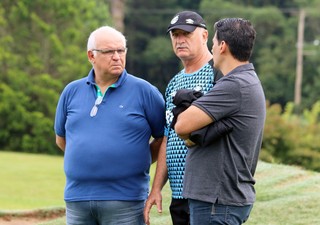 Grêmio deve até 6 meses de imagem a afastados, diz sindicato; clube nega