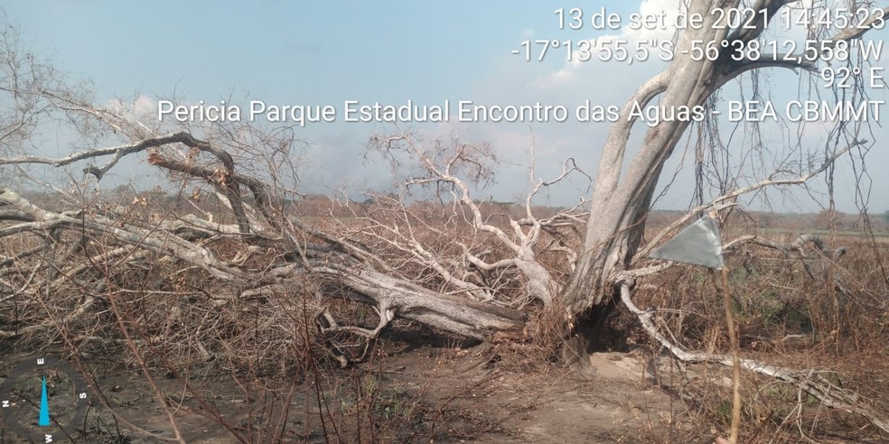 Parque Encontro das Águas foi destruído pelo fogo em MT — Foto: CBM/MT