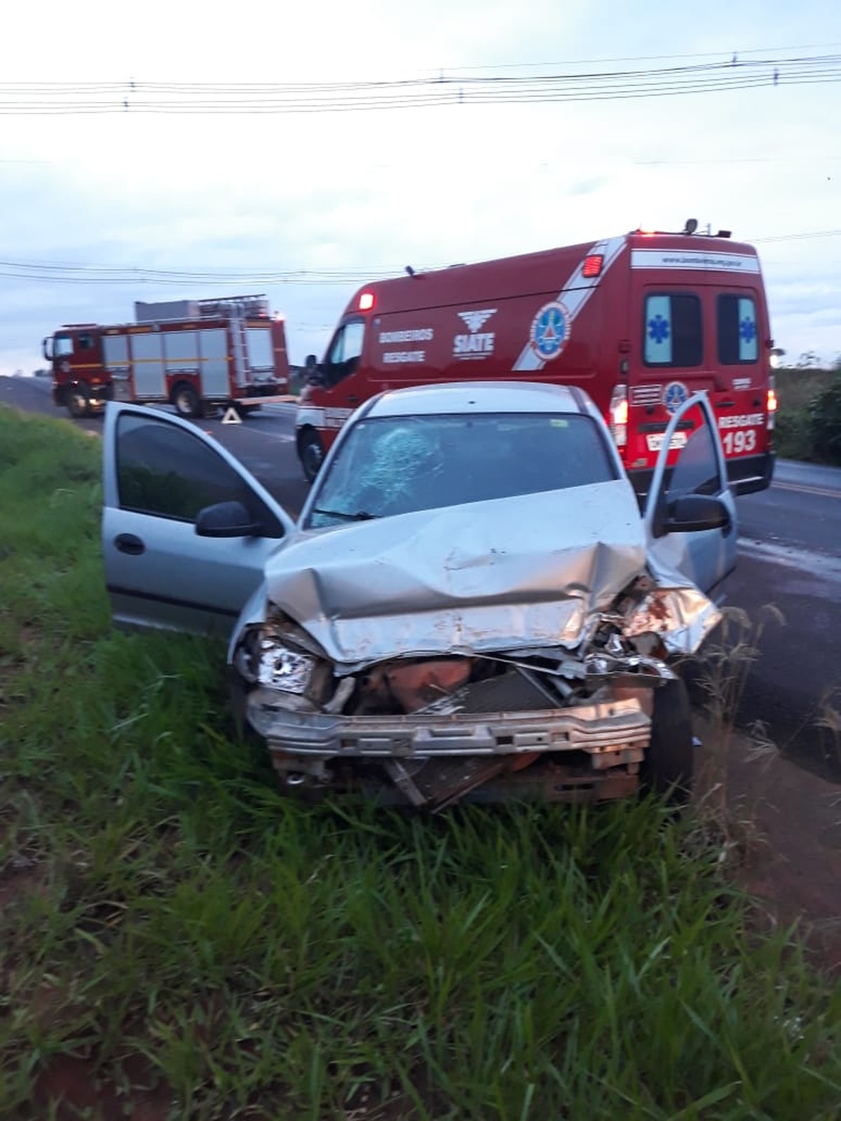Acidente na BR-452 deixa feridos em Uberlândia | Triângulo Mineiro | G1