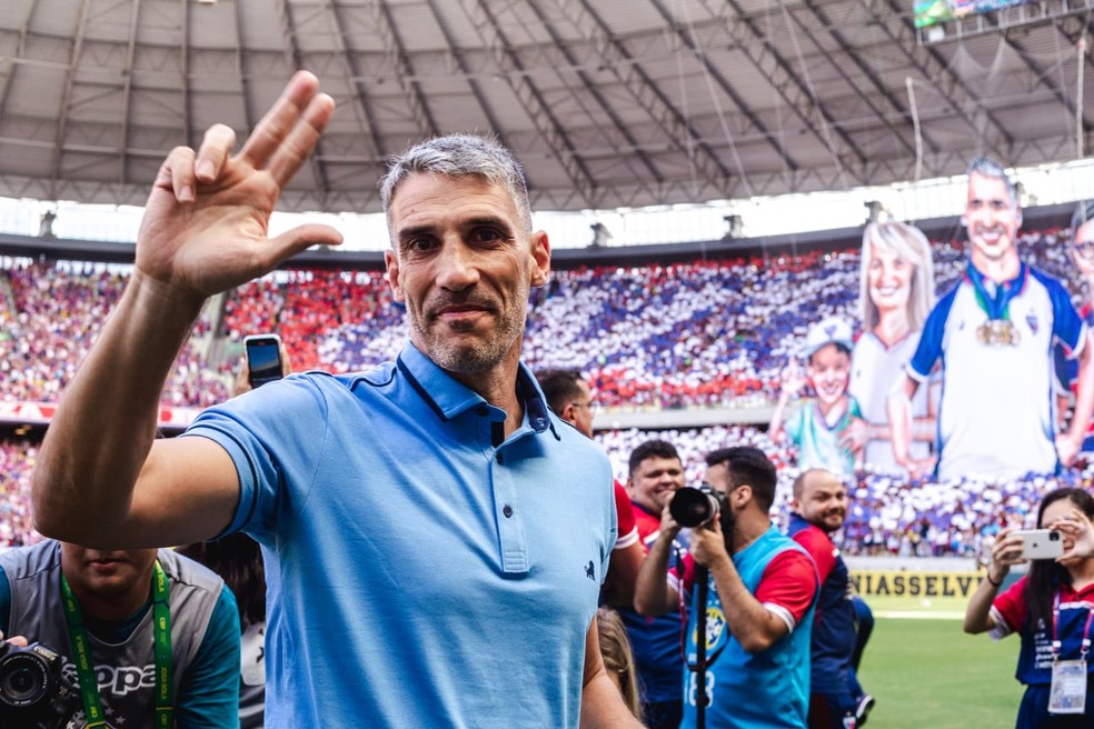 Vojvoda ainda n�o definiu seu futuro � Foto: Thiago Gadelha / SVM