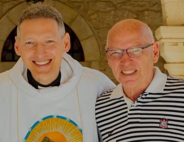 Padre Marcelo Rossi com o pai, Antonio (Foto: Reprodução/Instagram)