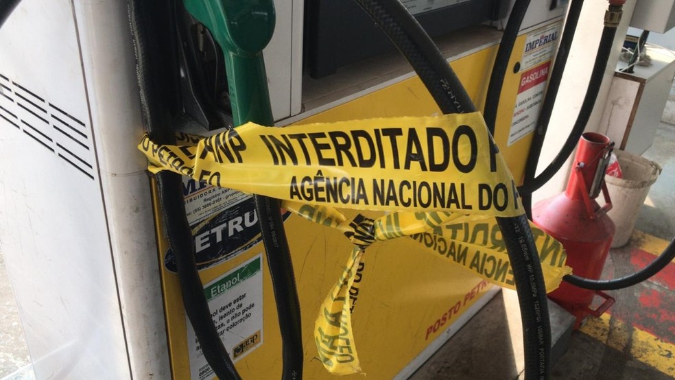 Operação encontra irregularidades em 8 postos de combustível na Grande Cuiabá — Foto: Polícia Civil de Mato Grosso/Assessoria